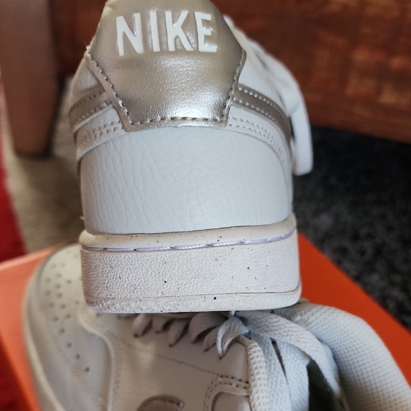 Nike Silver and White Athletic Shoes - Picture 4 of 11